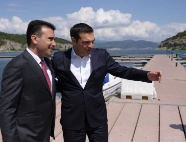 ΗΠΑ & Βρυξέλλες ποιούν την ανάγκη φιλοτιμία & κλείνουν τα μάτια στη νίλα Ζάεφ-Τσίπρα: «Εφαρμόστε την συμφωνία»
